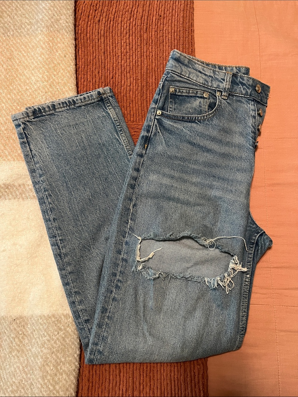 Divided Blue High-Rise Distressed Straight Jeans
